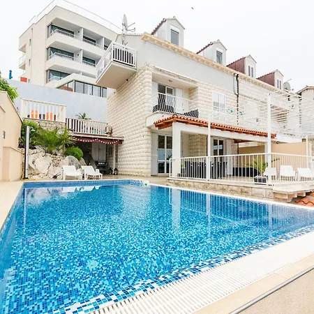 Franceska -two-bedroom With Terrace And Sea View * Štikovica